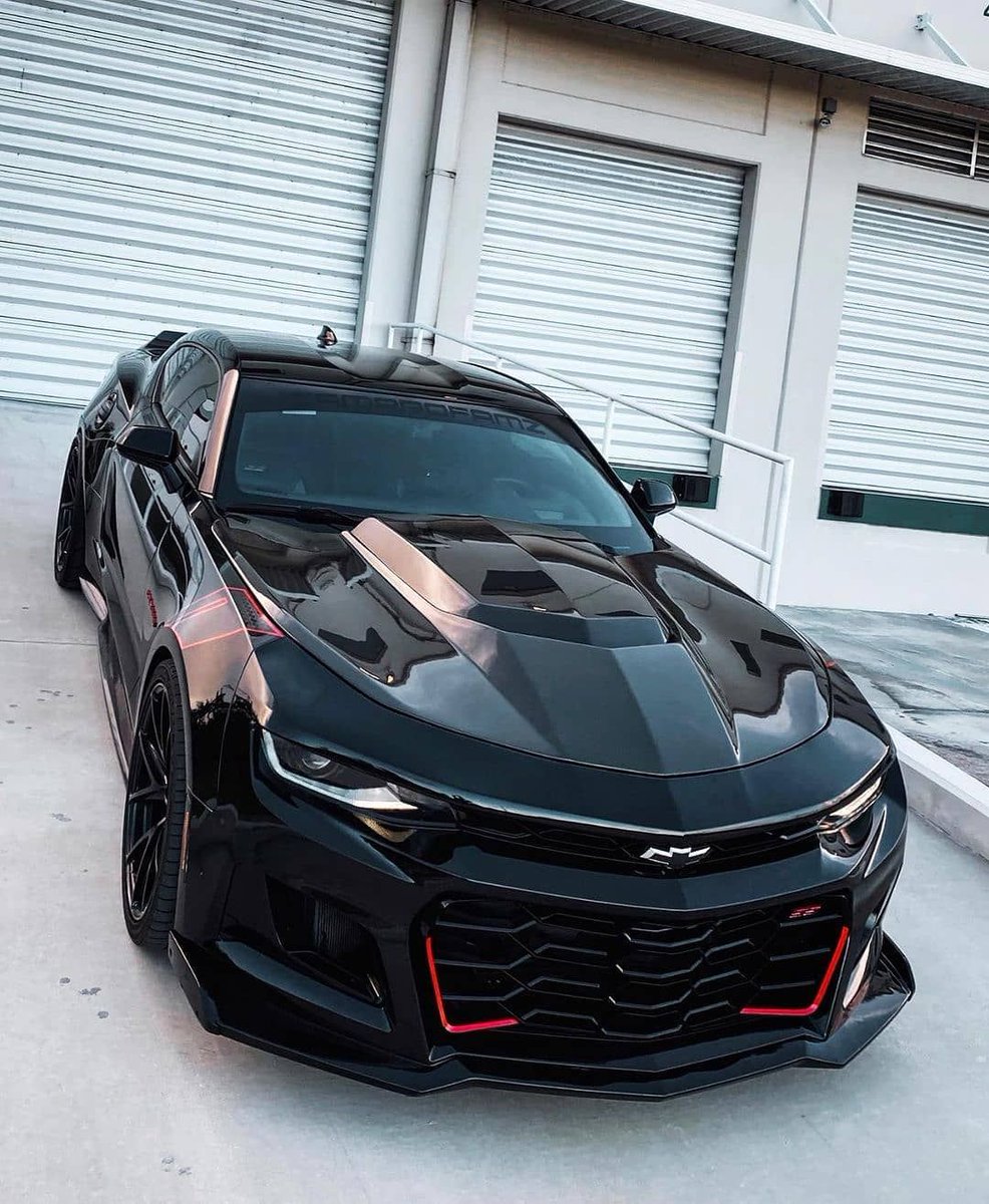 Auto_Porn's tweet photo. Dark Camaro SS 😎 https://t.co/7Ti3sN2Ex2