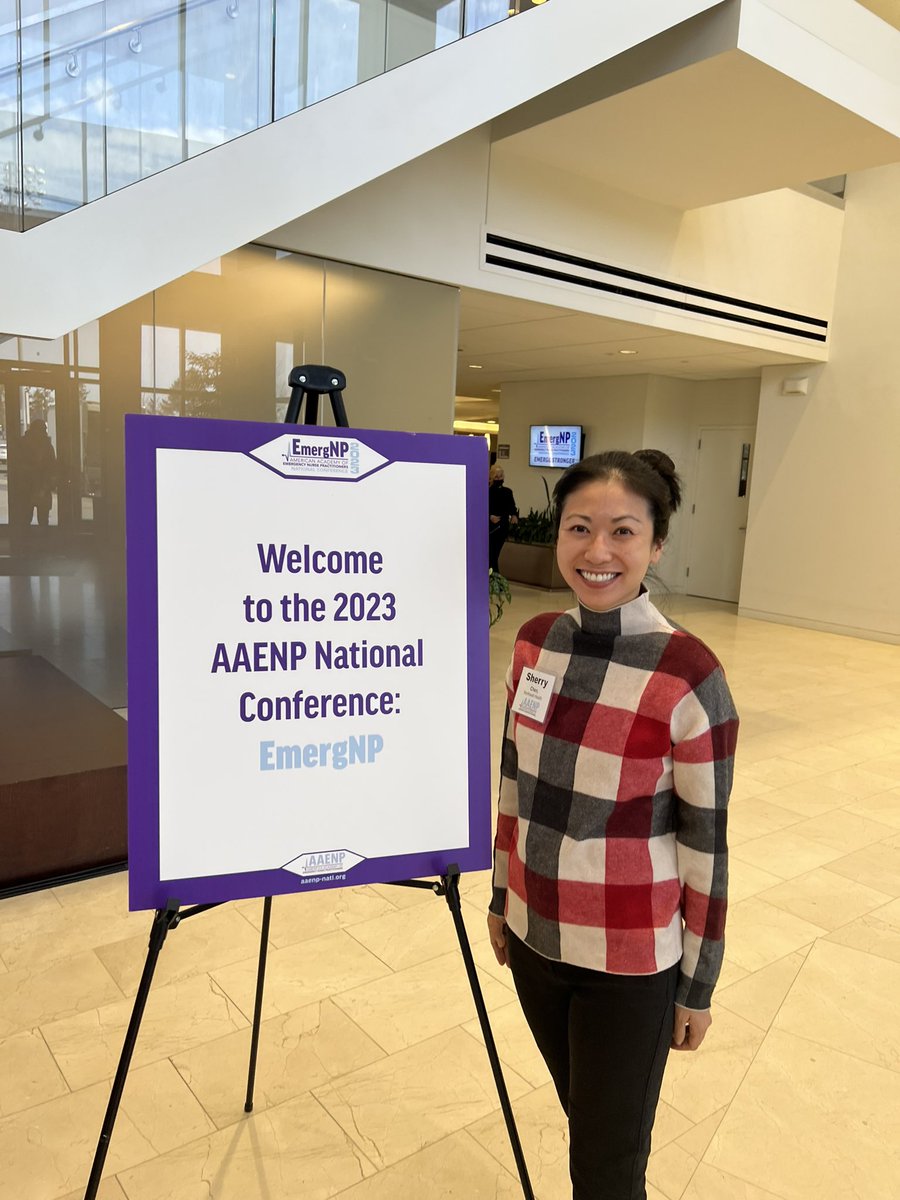 SChenDNP's tweet photo. So excited to be attending my first  #AAENP conference as a (almost) fully fledged emergency NP! @AAENP2 #emergencynp #emergencymedicine https://t.co/L0AFdtwqCt