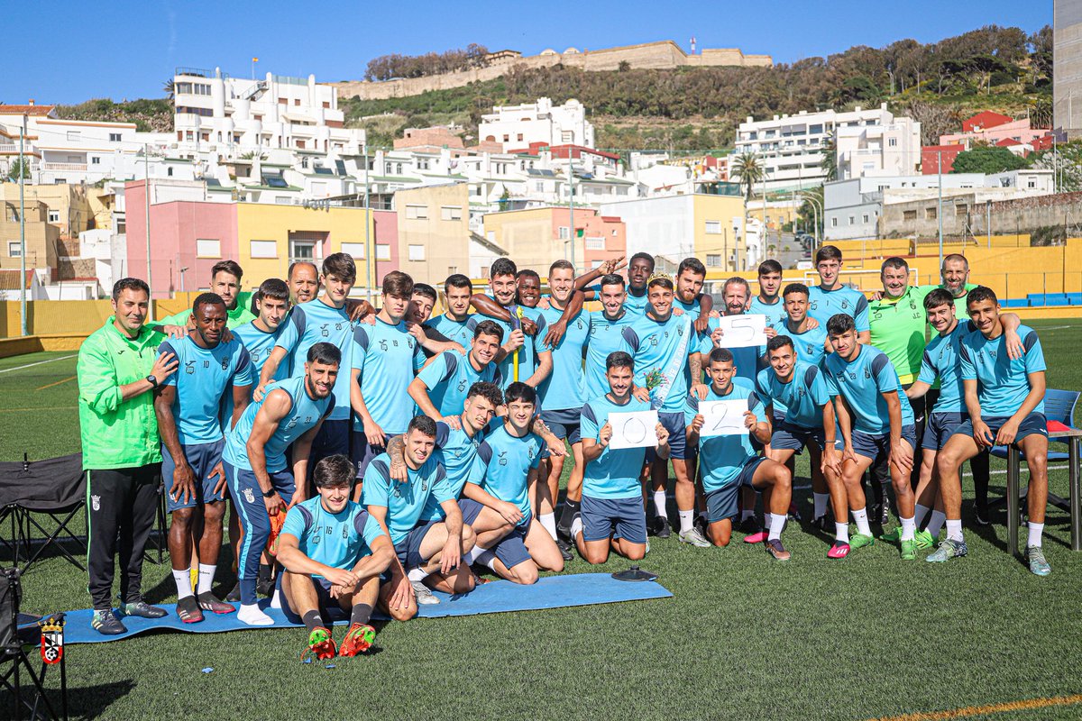 OBJETIVO CONSEGUIDO ✅🚀🔥

Esta familia lo ha vuelto a hacer 🍍🍍🍍

Los cachorros 🐺, la AD Ceuta FC B 🤍🖤seguirá siendo equipo de Tercera Federación🤝

Enhorabuena a este equipazo, jugadores y cuerpo técnico por el esfuerzo y el trabajo💪

#SiempreADCeutaFC ⚪️⚫️