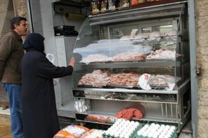 MgalPR's tweet photo. As 1st week of Ramadan in Deir Ezzor came to an end, prices of food items continued to increase.
- Eggs (tray of 30): increased from 23,550 to 26,450. - 1kg Chicken (slaughtered): increased from 24,700...Subscribe
https://t.co/FhzoYCZxGR https://t.co/NuzCjhS1Ai