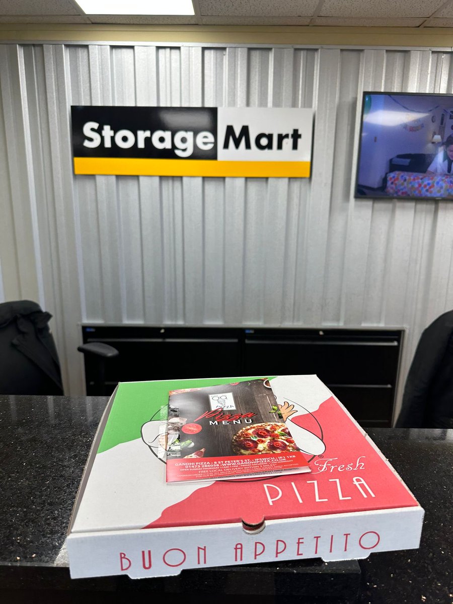 A big thanks to ⁦<a href="/StorageMart/">StorageMart</a>⁩ for supporting our local business and they have a great store with really friendly staff. #ipswich