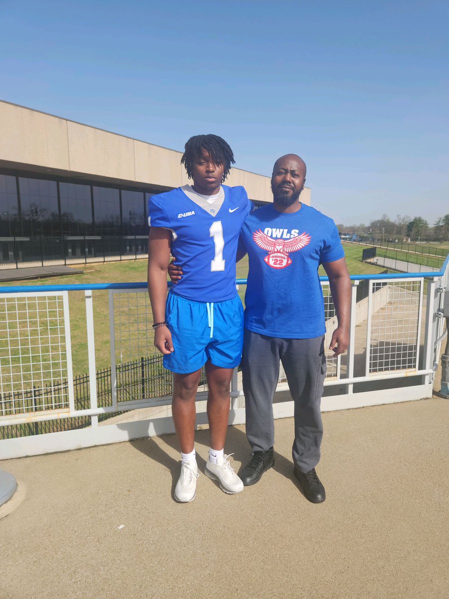 GavinHelton8's tweet photo. Had an amazing time at MTSU Junior Day! @Coach_Shugg @CoachRoyston_MT @MT_FB https://t.co/ciIAfWYsS0