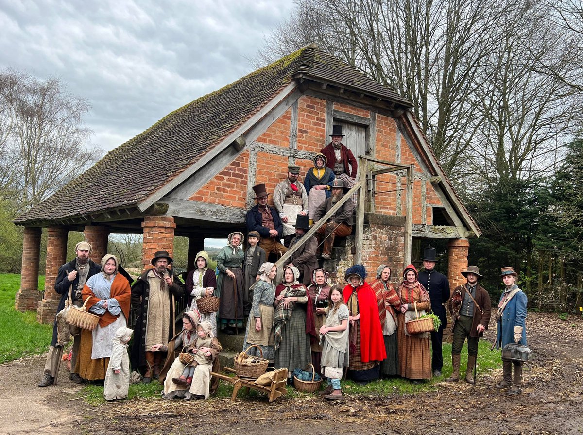 RaggedVictorian's tweet photo. Had a fun day today doing a photo shoot for @TLEPhotos at Avoncroft Museum.
Photo by Colin Mill
#raggedvictorians #photoshoot #victorians #timelineevents #avoncroftmuseum https://t.co/MiU7OVyrVg