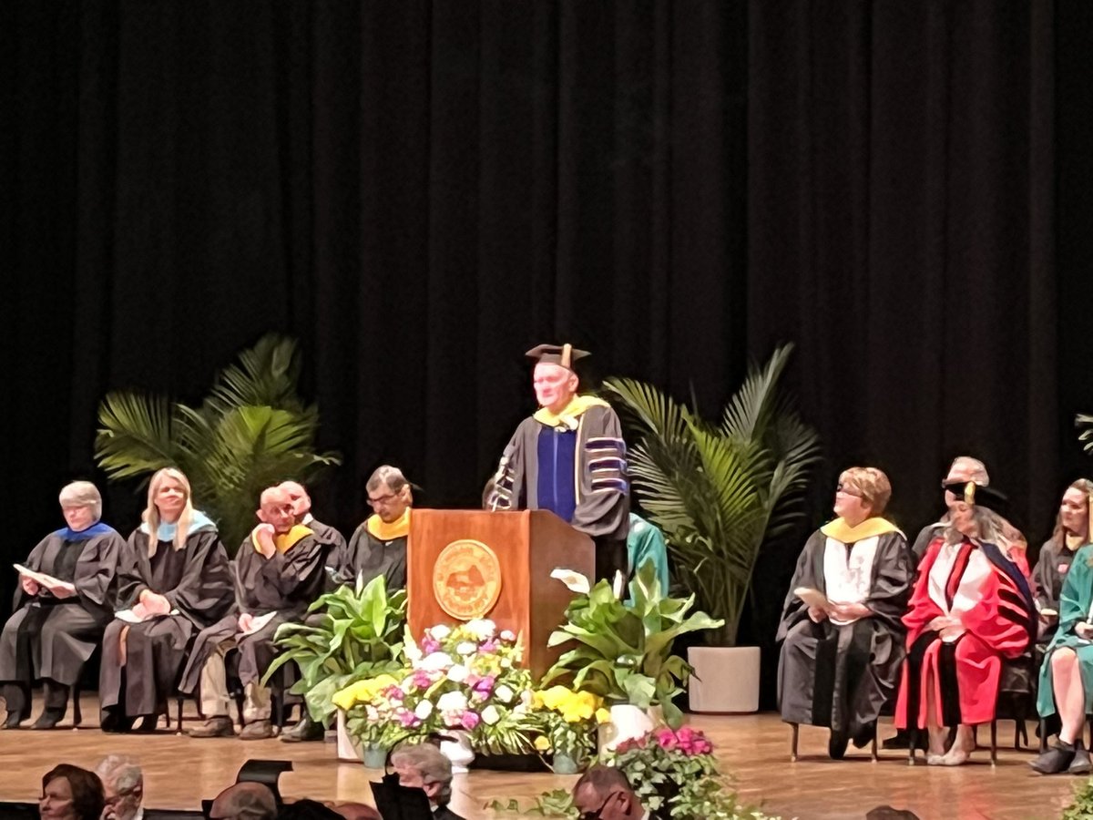 weedsciencenerd's tweet photo. Congratulations to all our Institute of Agricultural Technology 2023 graduates! I saw many #CSS126 & #CSS226L faces. Congrats also to @MSUturfdoc on a great commencement speech & Outstanding Faculty Award! Go green! ๐ ๐ค @MSU_PSM @CANRatMSU https://t.co/1RS6EuYorn