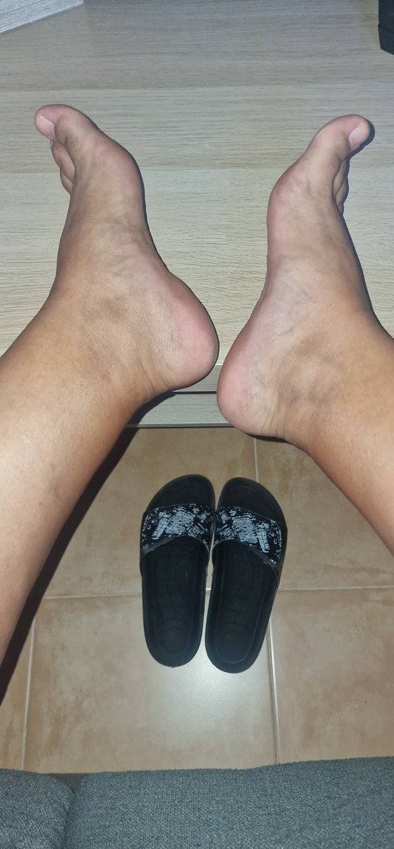 Feet_C_G's tweet photo. 🦶🏽Nueva publicación🦶🏽
#pies #feet #hombre #publicación #fetiche https://t.co/FOAwHHk50X