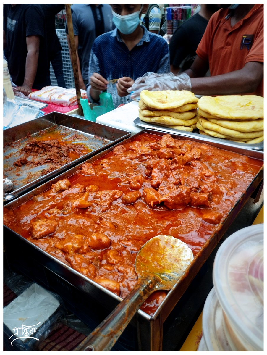 prantik_uxui's tweet photo. Dhaka's traditional Ifatari Hut đŽđĨâ¤ī¸|| Chawkbazar, March 2023 ||
Part 2
#iftar #chakbazar #chawkbazar #iftari #hut #dhaka #traditional #iftarihut #dhakatradition #food #street #streetfood #delecious #deliciousfood #photography #foodphotography #streetphotography https://t.co/HfmMLHw4eZ