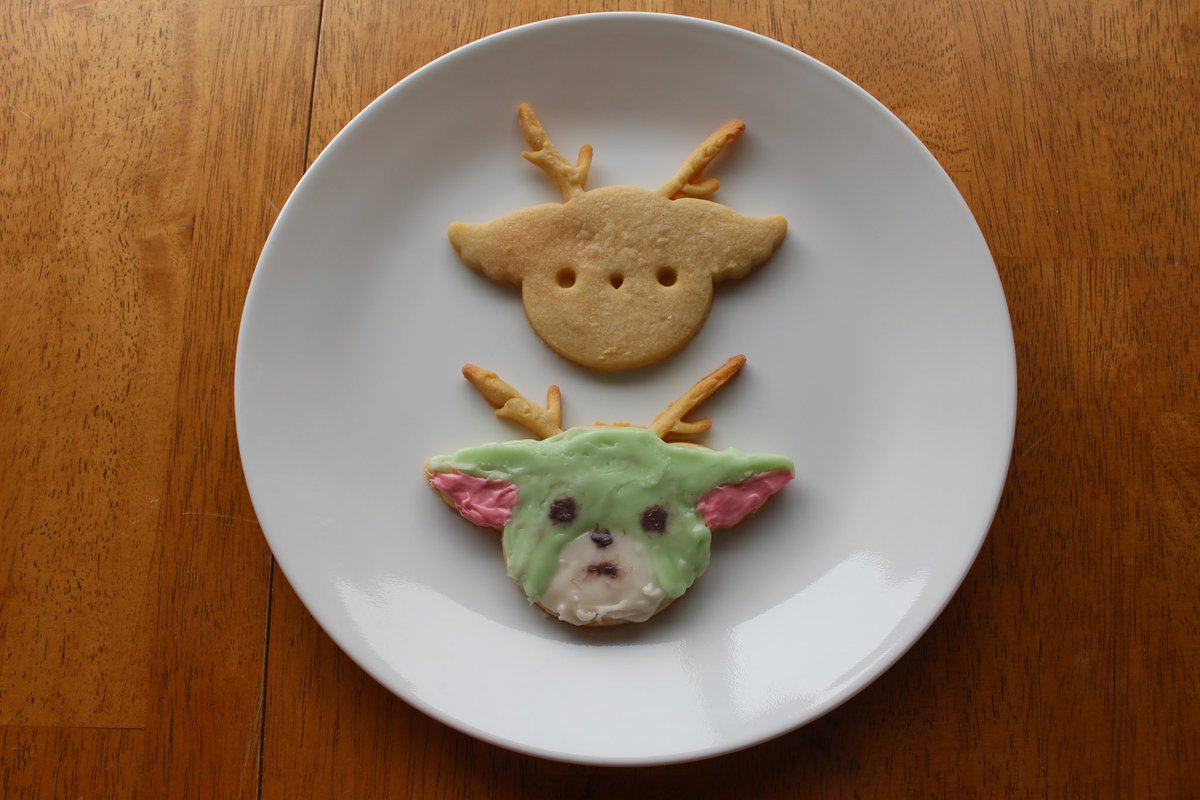 Not_goodluckcat's tweet photo. 🌸Nemu Cookies🌸
I’m still a total amateur when it comes to decorating cookies, but I put my heart and soul into this batch! Fauna saying she wanted Nemu shaped foods inspired me to do this, and I promise I’m still working on that fried tofu bento box.
#FineFaunart https://t.co/ovDwMmauiC