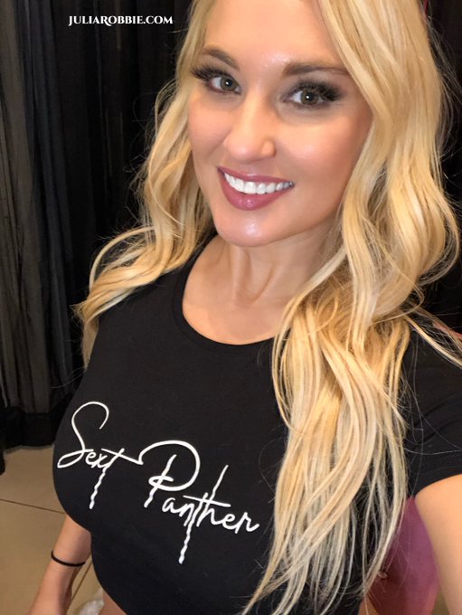TW Pornstars - Julia Robbie (Incorporated). Fotos y vídeos de Twitter.