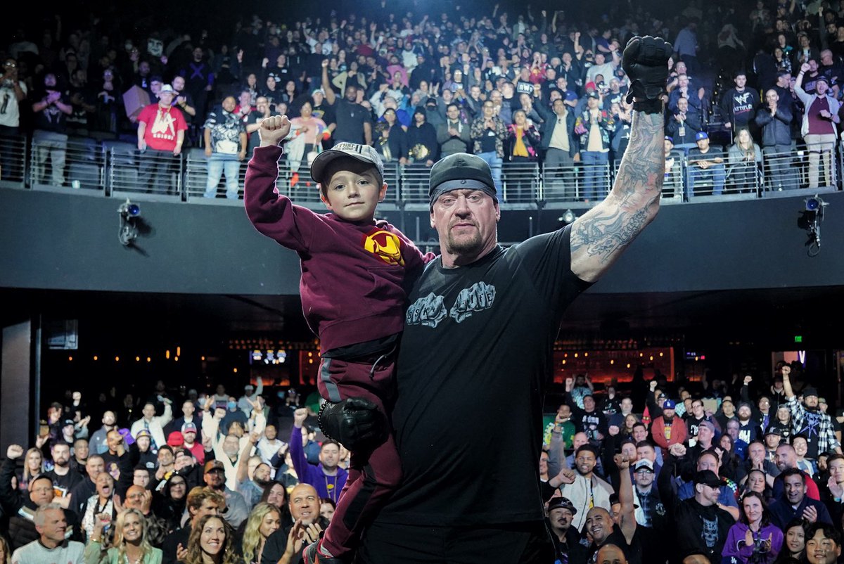 undertaker's tweet photo. To all the fans who came to the show and to @TheNovoDTLA for hosting, thank you for an incredible night! ⚱️ https://t.co/J64aveUwmP