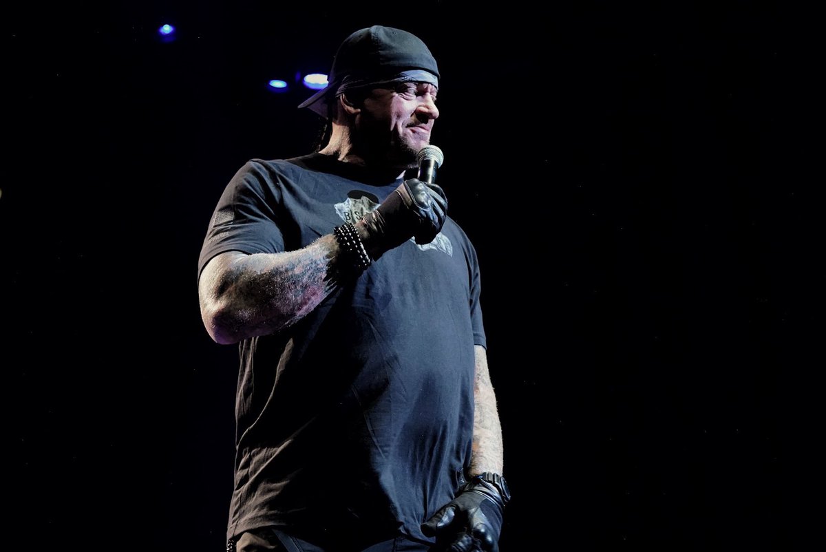 undertaker's tweet photo. To all the fans who came to the show and to @TheNovoDTLA for hosting, thank you for an incredible night! ⚱️ https://t.co/J64aveUwmP