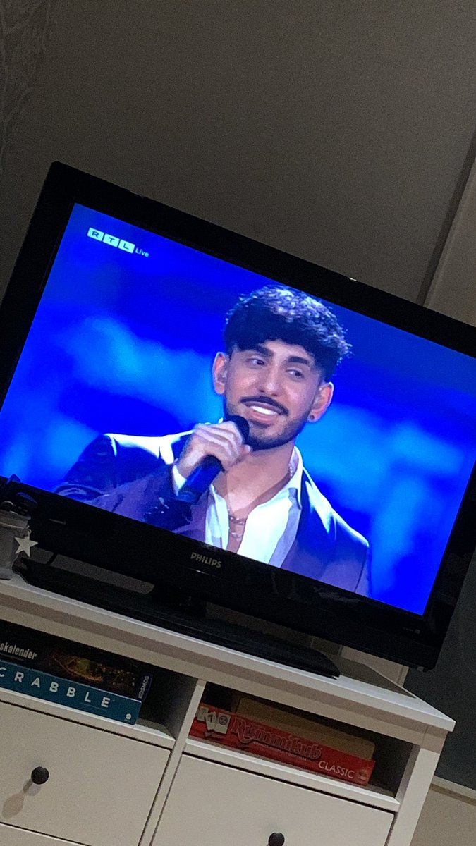TFusek's tweet photo. Ruft bitte alle an für @SAzmoun ��� #dsds #S04B04 https://t.co/wys8Ik8tHi