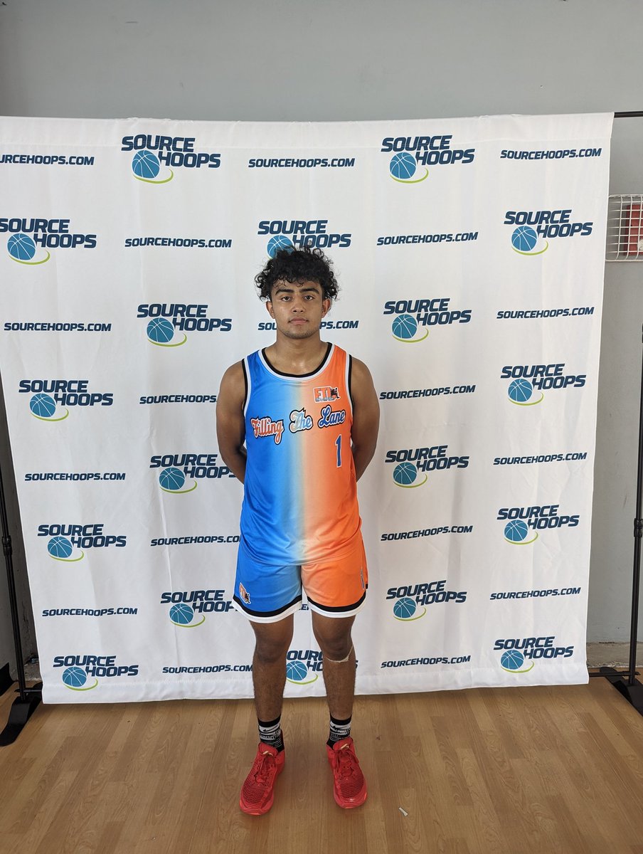 Source Hoops (@sourcehoops) on Twitter photo 2023 Ezequiel Munoz (Fill the Lane/Sante Fe Catholic) is a tough guard that can fill it up from outside. Plays physical and with poise.
<a href="/stepintoourlane/">Filling The Lane ( FTL)</a>
#MiamiShowdown #Sourcehoops 2023 Ezequiel Munoz (Fill the Lane/Sante Fe Catholic) is a tough guard that can fill it up from outside. Plays physical and with poise.
<a href="/stepintoourlane/">Filling The Lane ( FTL)</a>
#MiamiShowdown #Sourcehoops