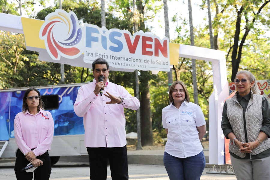 mippci_ven's tweet photo. 📢¡𝐀𝐬í 𝐥𝐨 𝐃𝐢𝐣𝐨!  🇻🇪
Pdte. @NicolasMaduro: El país no se ha rendido ni se rendirá en su meta de multiplicar las fuerzas productivas y romper la dependencia del rentismo petrolero. https://t.co/i6GHWOYjaF