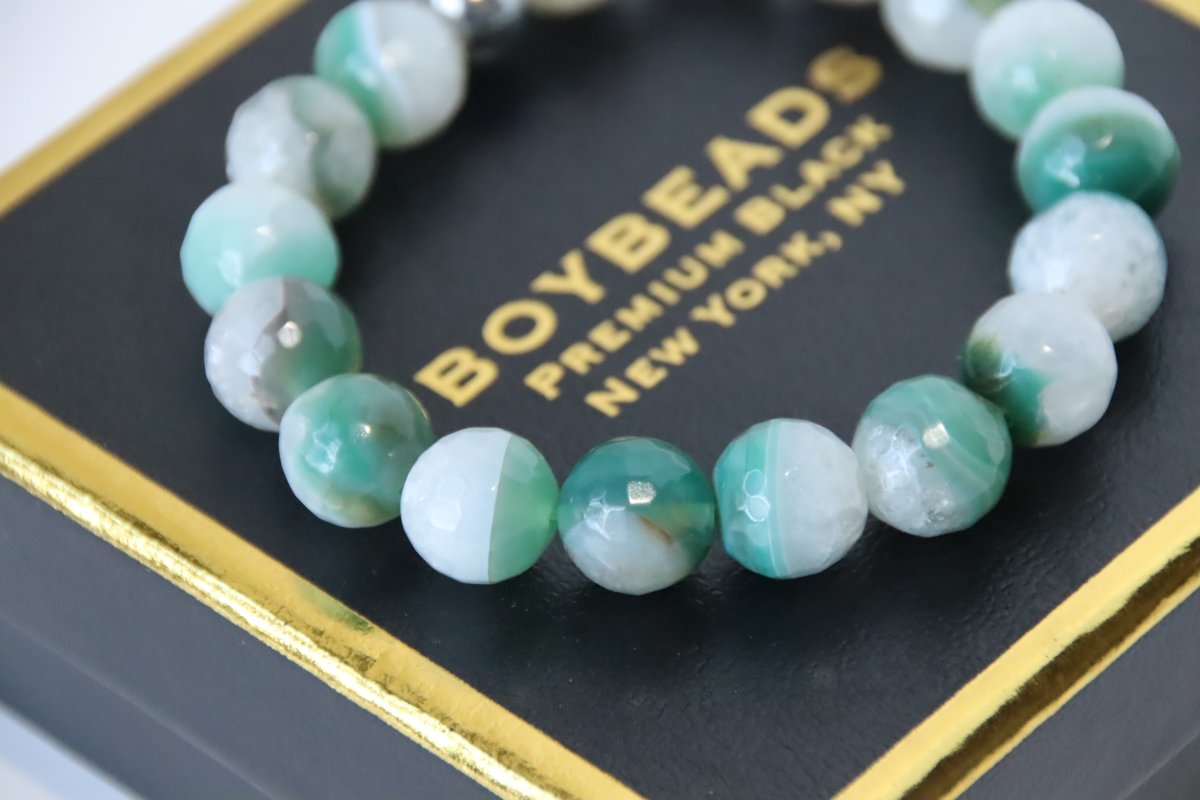 boybeads's tweet photo. On Sale: Emerald $30 Deal of the Week 12mm Green Agate - https://t.co/u6XLVUGaMO https://t.co/Ta9rL6jF3z