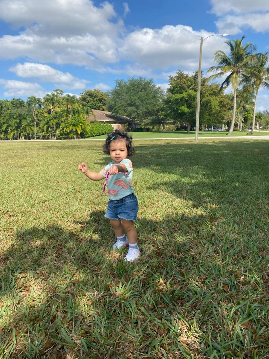 JennyJen68's tweet photo. I hope my Twitter friends are enjoying this beautiful #Saturday from #BrowardCounty #FloriDUH 🤪 The beauty of #Florida is everywhere ♥️ else. https://t.co/EbLDpXxrhY
