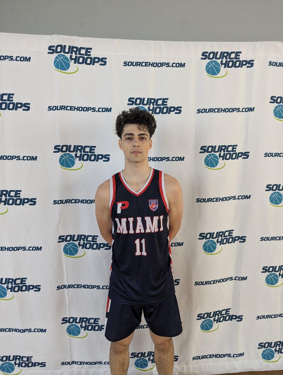 2023 Kaue Kalinowski  (Miami Tropics/Divine Savior) is an elite guard prospect. He is a strong knockdown shooter that always makes the right play. One of the best players at the event.

#MiamiShowdown #SourceHoops