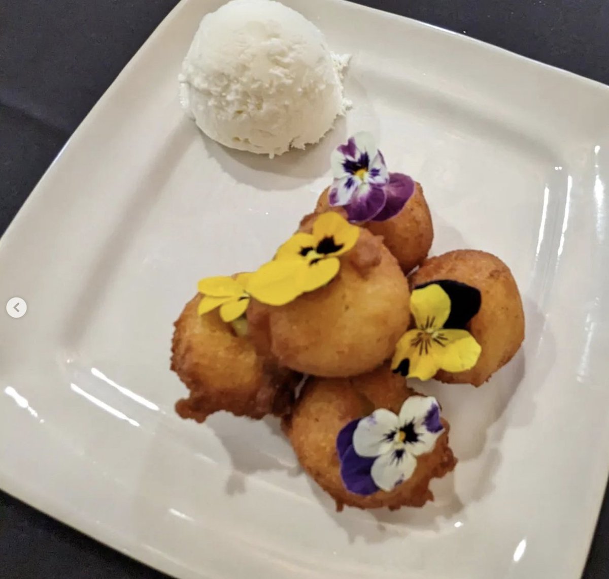 acfchefs's tweet photo. #REPORT @chefsamglass
Yesterday's lunch was prepared by the students of @hfculinary in Fifty-One O One , which is their student run #restaurant Thanks for a wonderful dining experience #itbetasty #culinaryeducator #culinaryadventures #accreditationvisit https://t.co/Fu2qdGB2GT