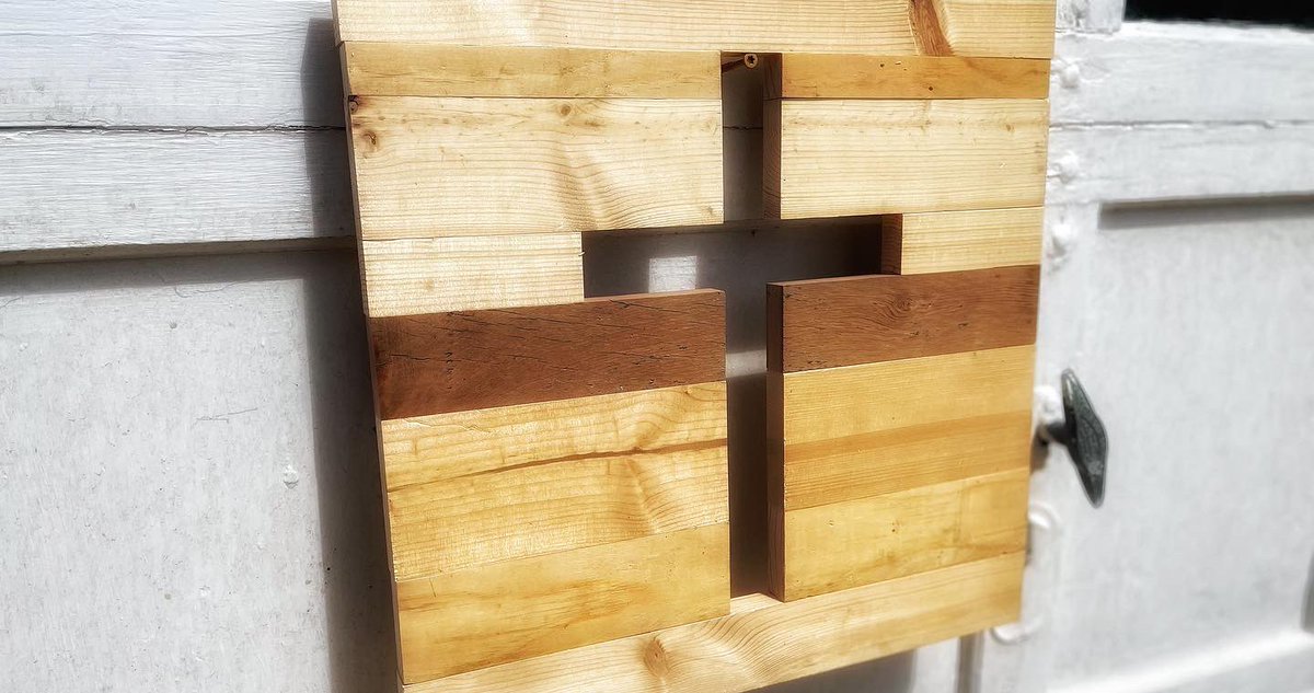JohnQapplegate's tweet photo. More Saturday builds. ✝️🖼️🎭🪚 #woodworking #wood #handmade #woodworker #woodwork #diy #design #interiordesign #woodart #art #homedecor #furniture #wooddesign #carpentry #woodcraft #woodshop #woodcarving #carpenter #handcrafted #woodturning #maker #furnituredesign #interior https://t.co/7J84YcB2vN