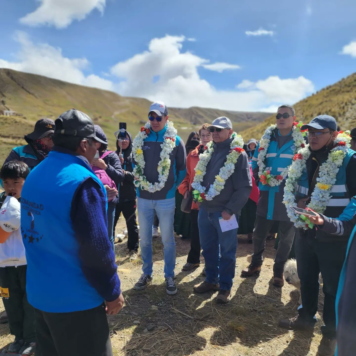 RodneyM_Miranda's tweet photo. Hoy inauguramos la primera #ComunidadEcoturística del municipio de #LaPaz. Se trata de la Comunidad 7 Lagunas. Se encuentra a 20 minutos del centro de la ciudad y en el lugar pueden encontrar hasta 19 especies de aves. 

#Turismo #Cultura #Naturaleza #Viral #LaPaz #Bolivia https://t.co/KxN8bQSATg