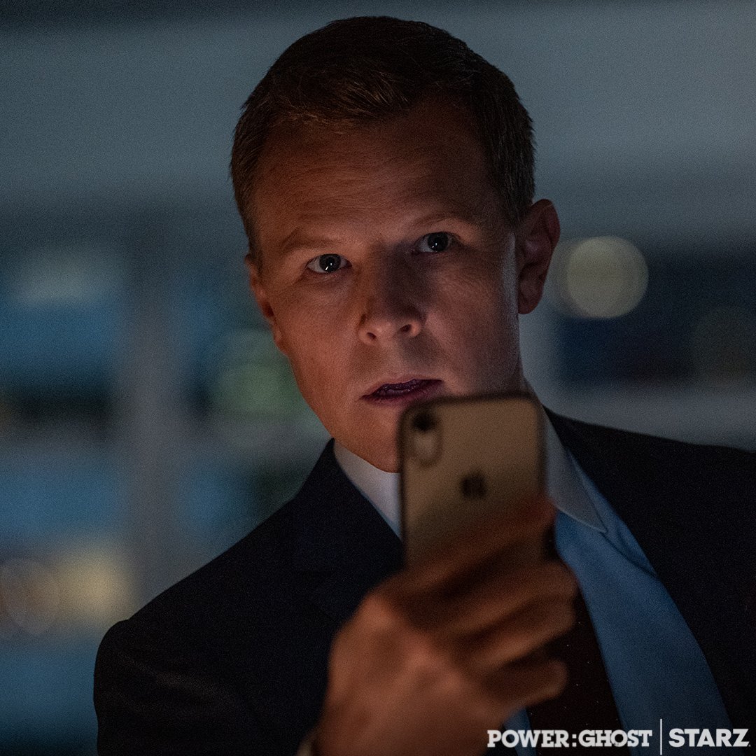 Nix_collections's tweet photo. Are y'all also wondering what's on Cooper's mind?
#PowerGhost #Starz https://t.co/nnup4RfTex