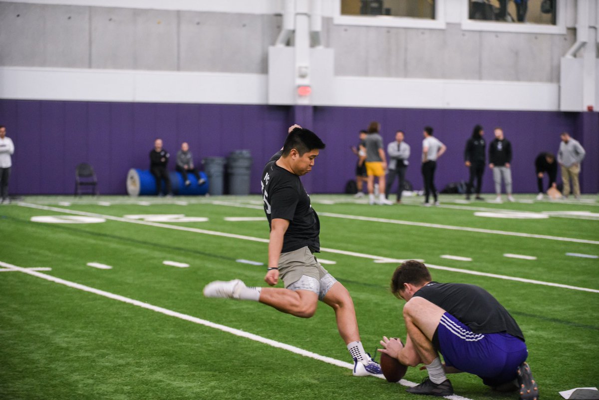 derek ng tweet media