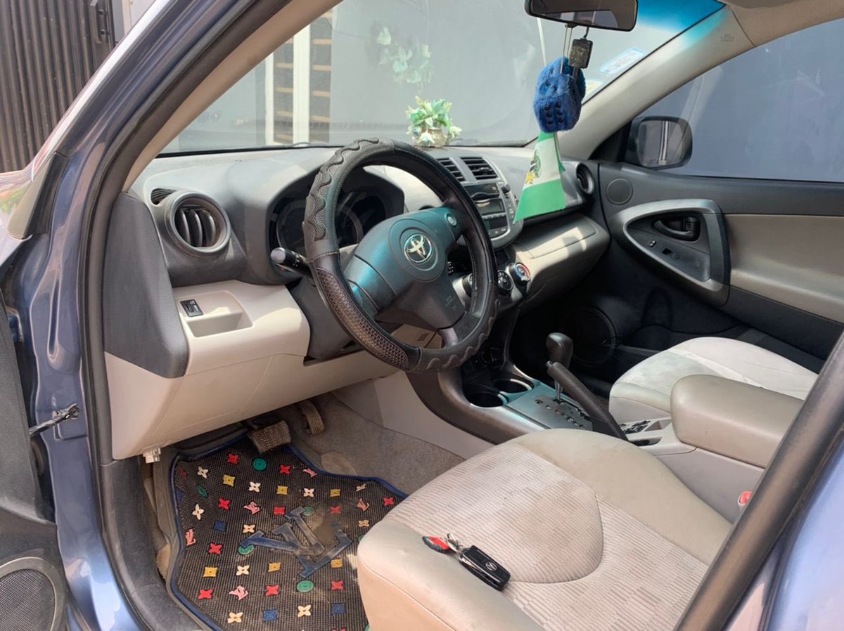 prolific_autos's tweet photo. for sale 
Toyota rav4 2010 model 
price: 3.5 million naira (slightly negotiable )
good engine and gear 
buy and drive 
chilling ac
all papers intact 
For more details/inspection call or WhatsApp 08062741712 
#CarsAndCars #AusGP #AprilFoolsDay #Boycott60Minutes https://t.co/Dd11XlWuES