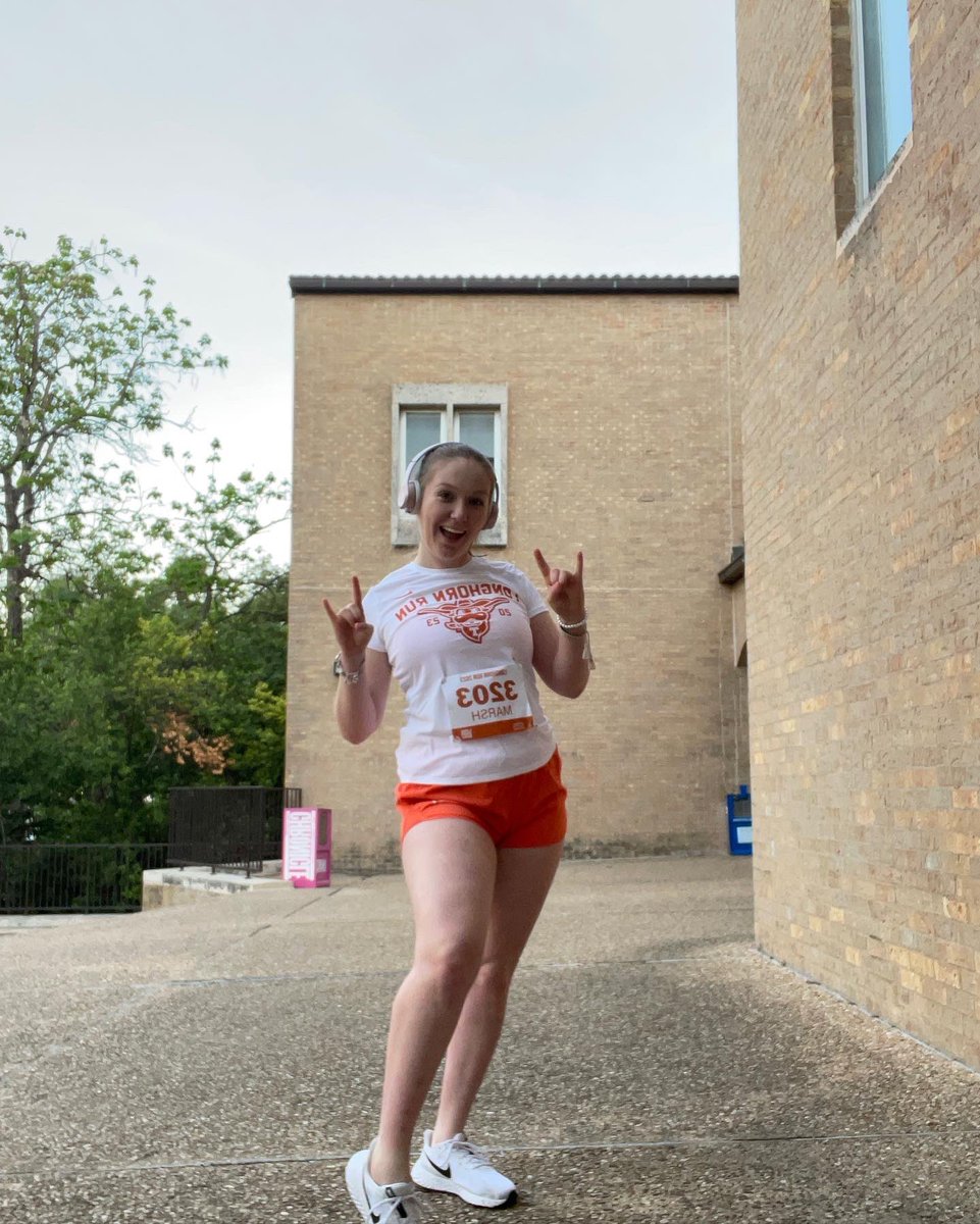 kaitlynmarshhh's tweet photo. Ran the Longhorn Run today! #WeRunUT https://t.co/Ne5RCIt4VC