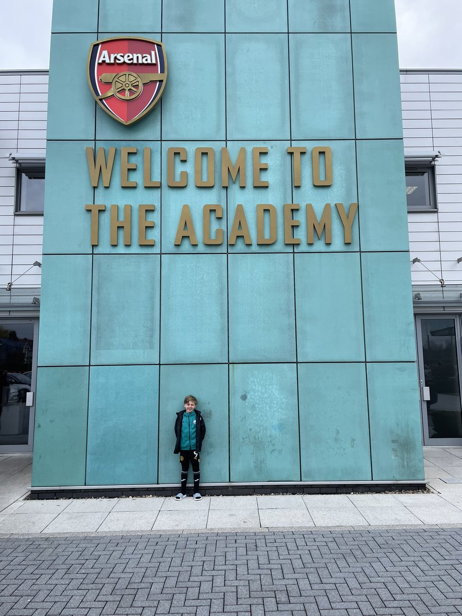 MARKTSURF's tweet photo. Arsenal away 01.04.23 https://t.co/SfLFZ4cPfQ