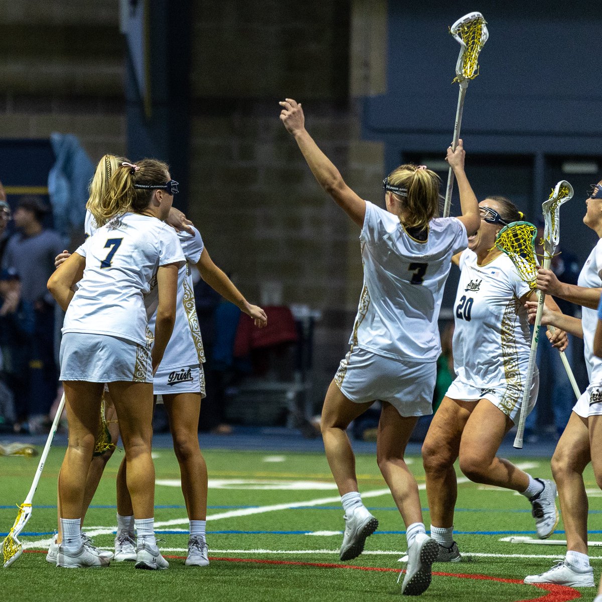 NDWomensLax's tweet photo. Streak 𝙎𝙉𝘼𝙋𝙋𝙀𝘿. The Irish handed UNC their first regular season conference loss in four years this afternoon...

UNC's last ACC loss? March 31, 2019 in a 9-7 Irish WIN!

#GoIrish https://t.co/mPE4daxJbA