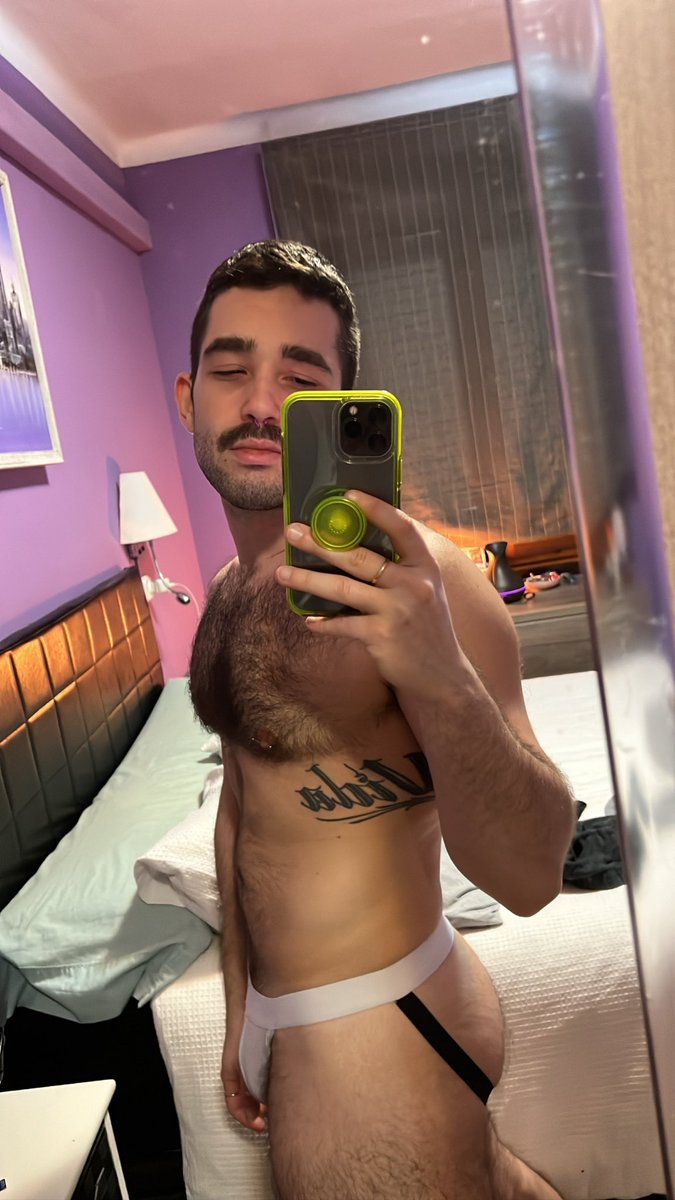 Exeggutor tweet media