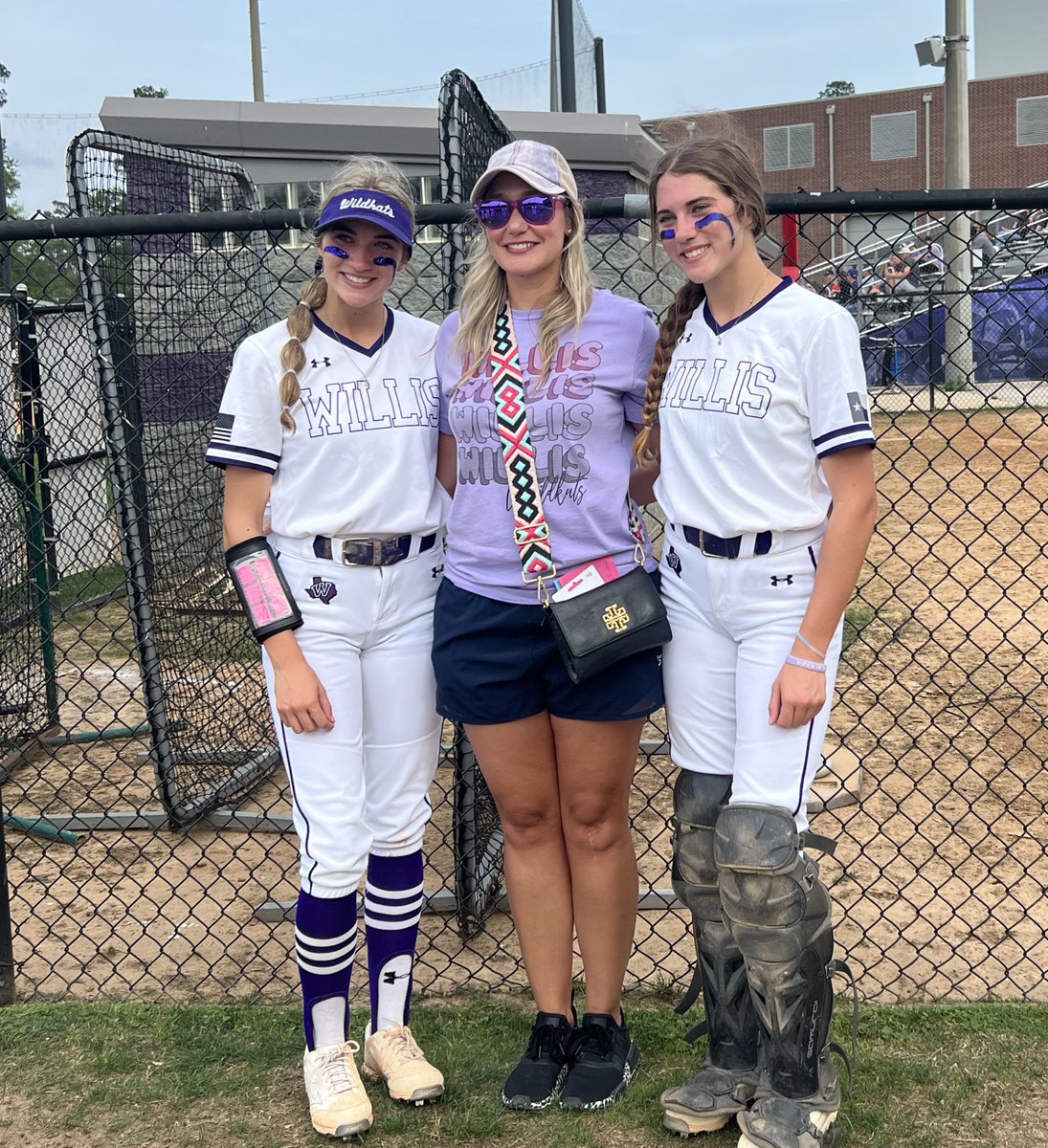 It was a great night celebrating <a href="/WHS_LadykatSB/">Willis Softball</a> and <a href="/Willis_HS_TX/">Willis High School</a> teachers! These ladies are absolutely phenomenal! <a href="/laurenhues_/">Lauren Hues</a> <a href="/HuesLindsey/">Lindsey Hues</a>