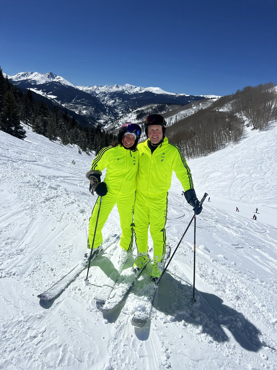 phknlwyr's tweet photo. International Gaper Day. Repping Adidas Indigo sweats. #BAYC #Vail #Adidas #IndigoHerz #PunksComics https://t.co/RqPOwqUvMt