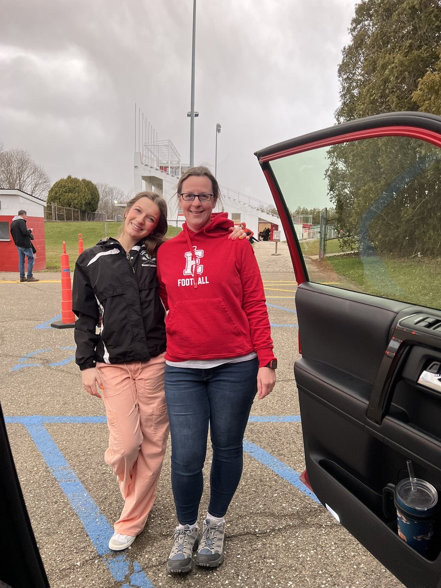 mama031805's tweet photo. Angie’s team visited Edinboro to watch lacrosse after their game in Erie! Can’t wait to be back for football! #theboro #boroathletics #edinborofb #goscots https://t.co/akTkh1eYbW