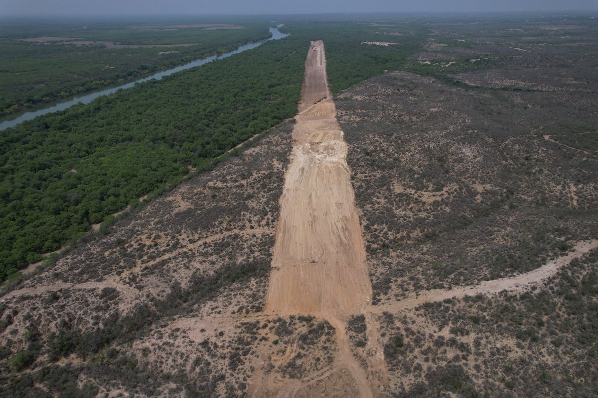 JoeySantore's tweet photo. Some of the best habitat in the state of Texas being cleared for the performative border fence ™️. I know this land well. It should've become a preserve. I was joking w/ border patrol a few weeks ago about how little this fence will do to stop human trafficking &amp; crime. https://t.co/TfXuSx1ufQ