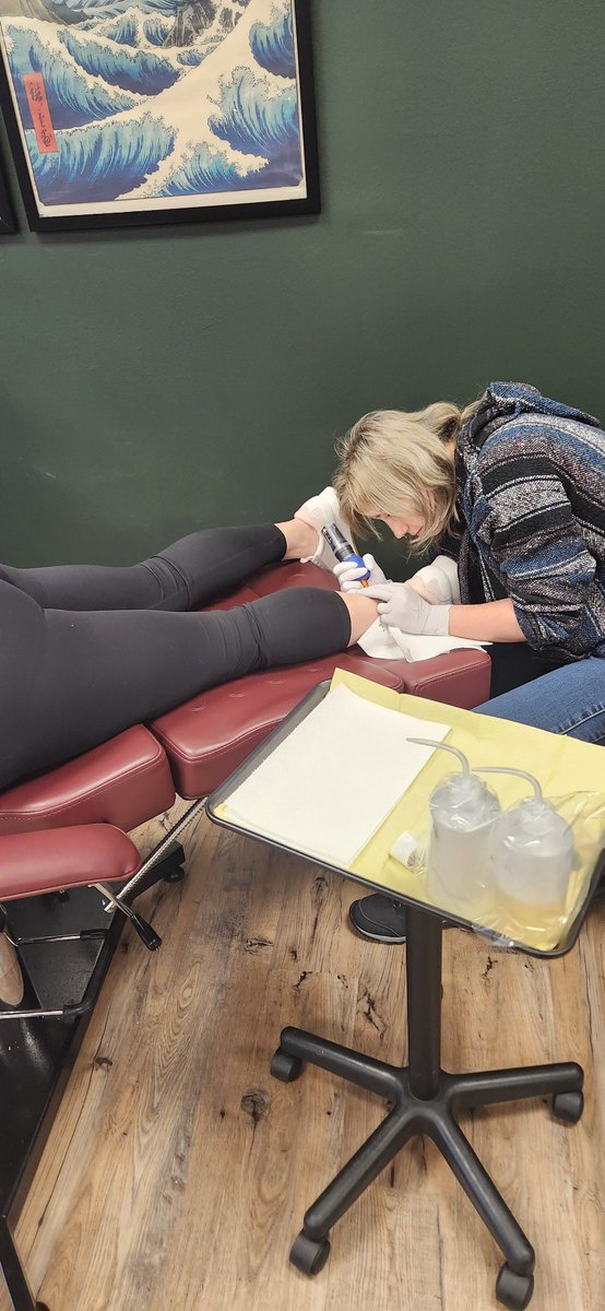 This is how teacher friends do spring break!  @ChristieBple <a href="/PleasantLakeEl/">Pleasant Lake Elementary</a> <a href="/HWE_Hawks/">Hickory Woods Elem</a> <a href="/WalledLkSchools/">Walled Lake Schools</a>