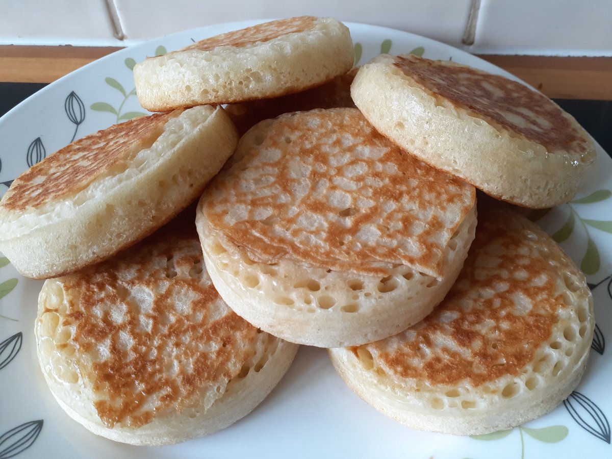 ChemistryNathan's tweet photo. I decided to have a go making crumpets. They were surprisingly easy, and are absolutely delicious. The recipe was meant to make 12, but somehow there were only 7 left when I finished... #ChemistsCanCook #ChemistsWhoCook https://t.co/3HA8Gp647w