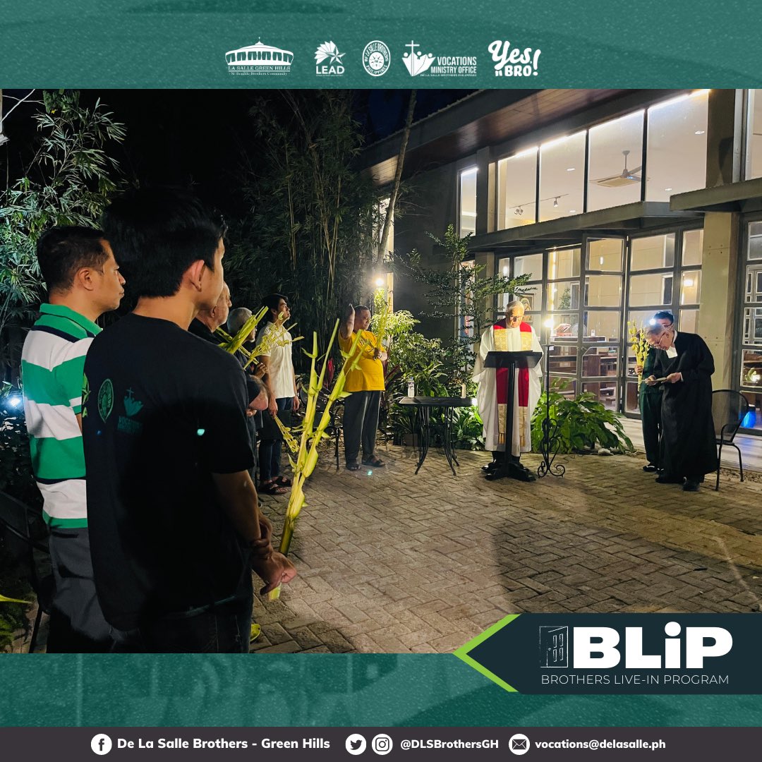 DLSBrothersGH's tweet photo. • #BLIP Day 4  (3 of 3) Round Up: Residencia De La Salle • 

Palm Sunday Anticipated Mass with the Residencia De La Salle Brothers Community.

Thank you @DLSBrothersDSM 

#YesBro #FSCvocations #moreFSC
@dlsbrothersph https://t.co/NODqzMlVOw