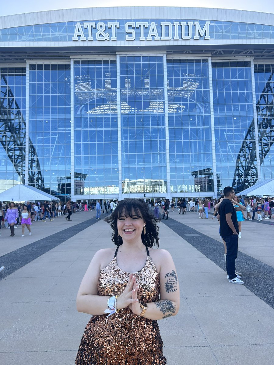 madyxo7's tweet image. #TheErasTour  ✨🫶🏻