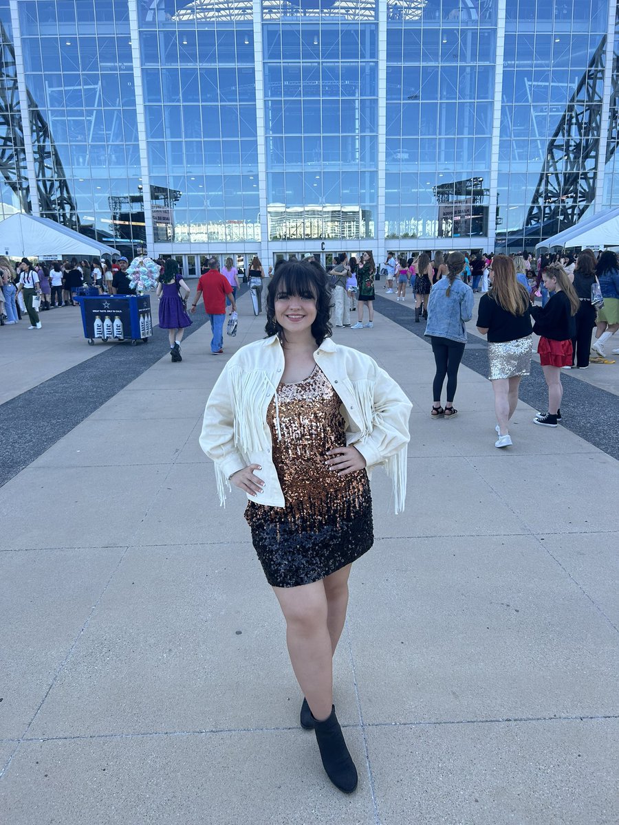 madyxo7's tweet image. #TheErasTour  ✨🫶🏻