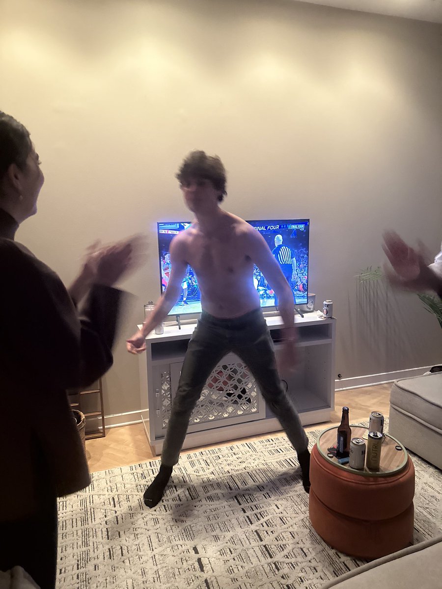 Will_Otero's tweet image. I went war and I came back stronger hahahahahaha #RollTecs #FuckTheOwls