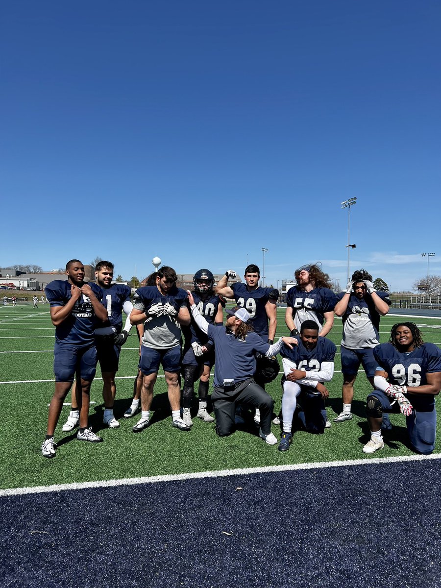 First Scrimmage in the books with #TrenchMob🐝‼️ 7 more opportunities to be great!

#EDGD #OnlyTheTough