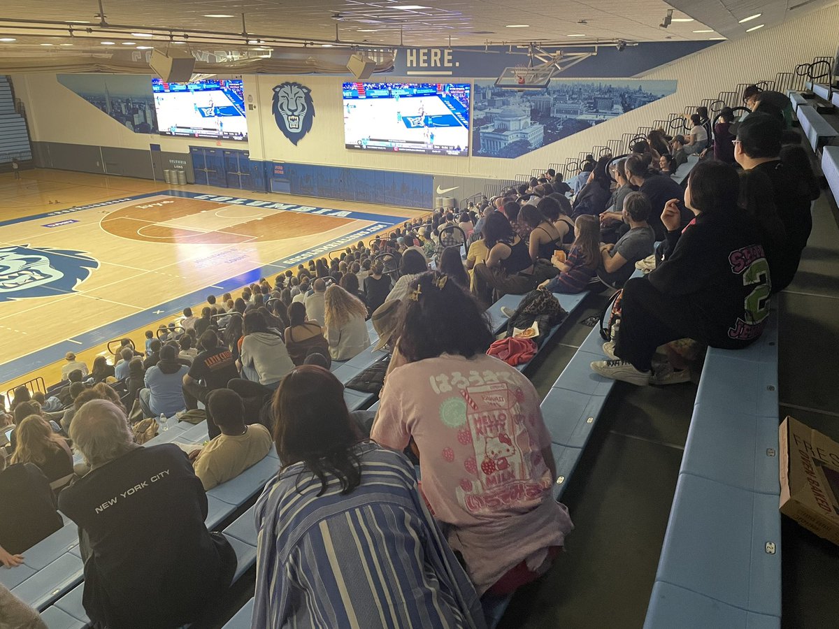 MikeMiller2277's tweet photo. Great showing from our fans for the @CULionsWBB watch party. https://t.co/6sJfQft1Fi