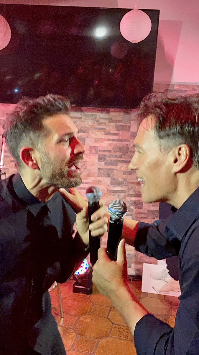 exoticfilippina's tweet photo. Thank you for another great night…!!😍🎉🎤💃🏾🎶❤️🥰
You‘re simply the best!! @calcooperwa @iamNathanMoore 
#privateshow #worldsapart https://t.co/5T3yadZry6