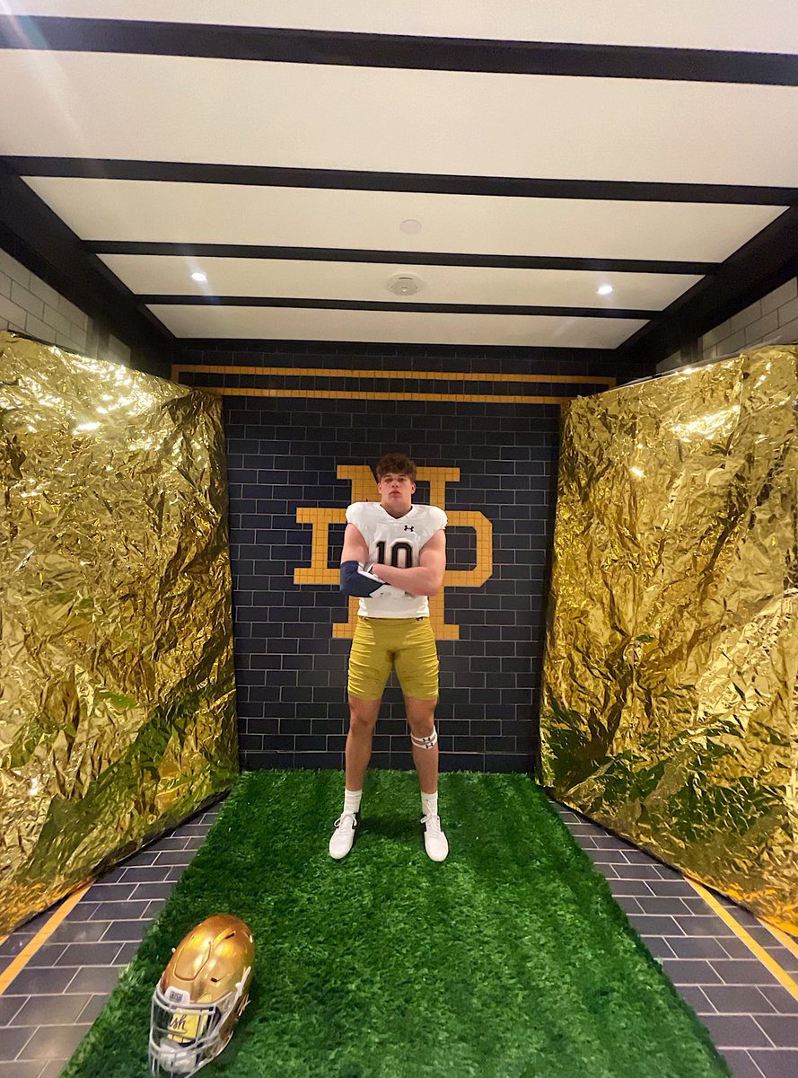 w_rodriguez10's tweet photo. Had a fantastic time today at Notre Dame! Will be back soon! ☘️ @Marcus_Freeman1 @GeradParker1 @GinoGuidugli @ISDUpdate https://t.co/LdMfkUeF1q