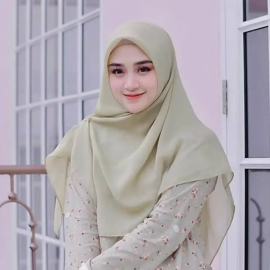 Assalamualaikum

#muslimahcantik #muslimahtangguh #muslimah #muslim #muslimahindonesia #cewekhijabcantik #hijabstyle #cewekbali #cewesma #cewehits #celebrity #selebgrambandung #surabaya #selfie #bidadaricantik #bidadariselfie #bogor