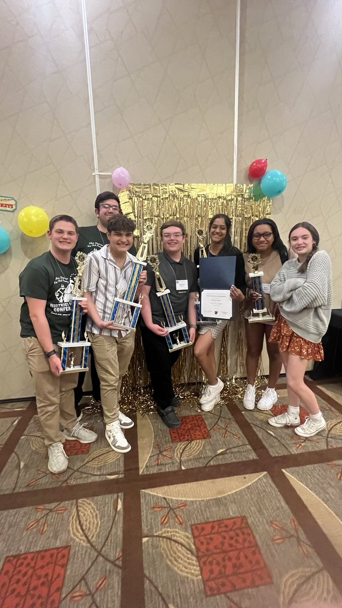 Key_ClubBHS's tweet photo. DLC 2023 was a success!! Congrats to our team on 5 awards along with our president, Theerthaa on her distinguished president award!! https://t.co/DPGaWJx92w