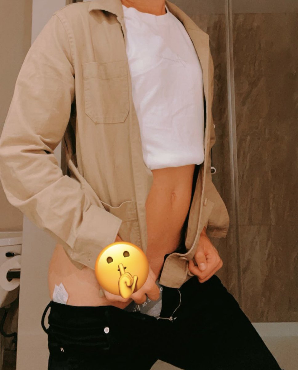 Lucasisreal4u's tweet photo. Cum see the rest on my onlyfans 🫣🤫

https://t.co/xfIPBcgiW8 https://t.co/oiQWYBBmqN