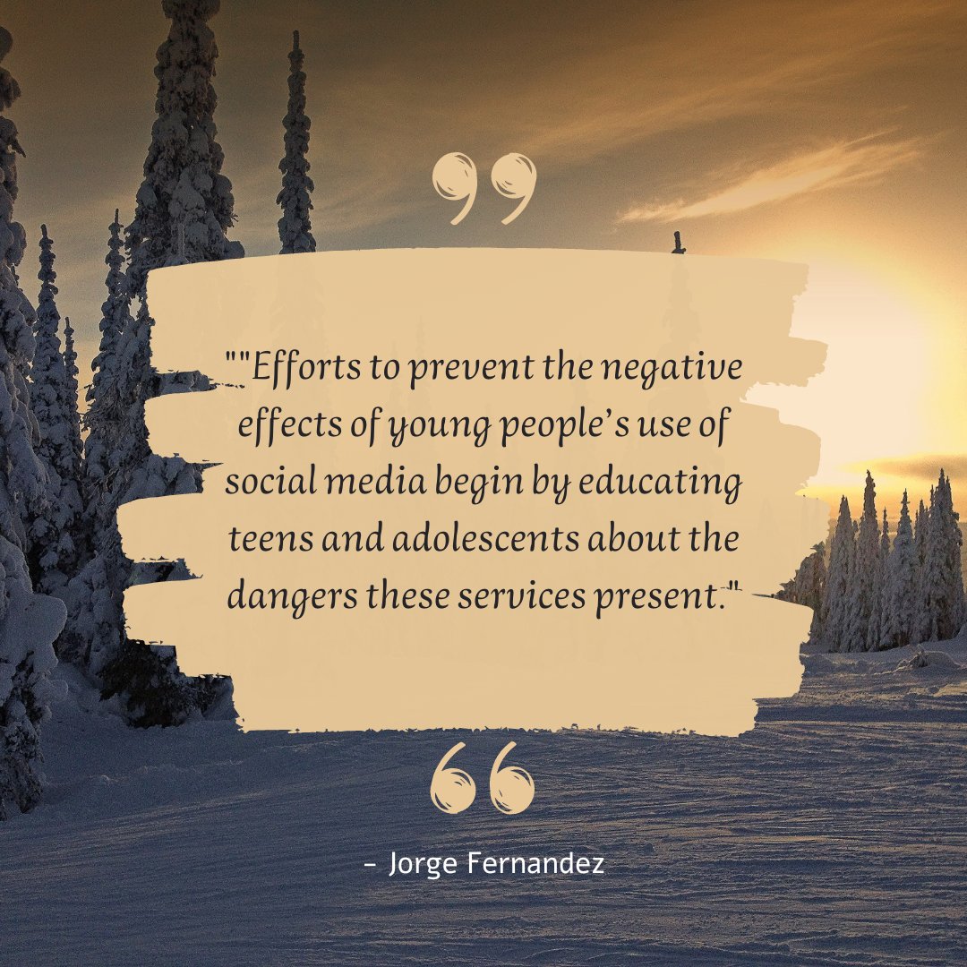 MrFdzMora's tweet photo. To prevent the negative effects of social media on our youth, we must educate them about its dangers! #csumbls350 #inspire #students #schooldistricts https://t.co/nc4SOJj9RO