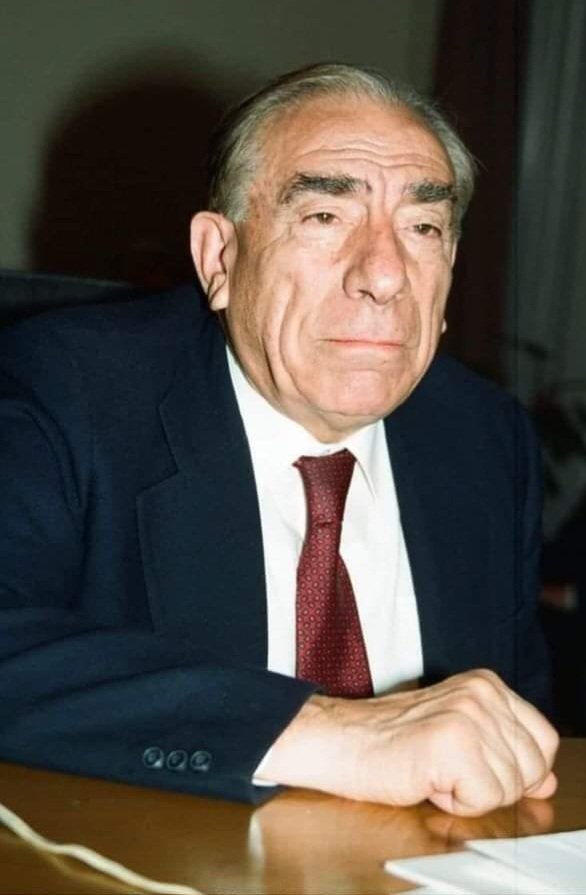 SatHakverdi's tweet photo. Bu Dava sadece erlerin Davası değildir, aynı zamanda kudret, zarafet ve asalet sahibi Türk kadınınındır. İşte bizler bu asil kadınlarımıza ASENA diyoruz..

Başbuğ Alparslan TÜRKEŞ https://t.co/TCe0sfAvkM