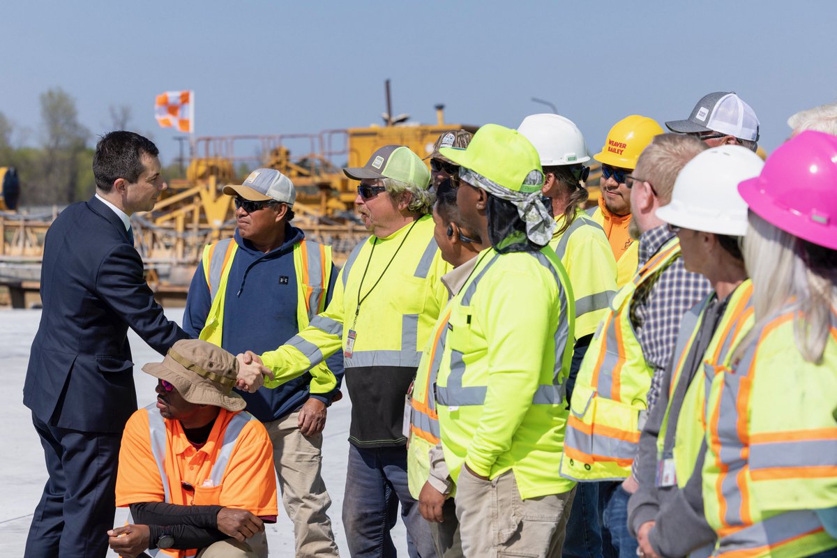 Secretary Pete Buttigieg tweet media